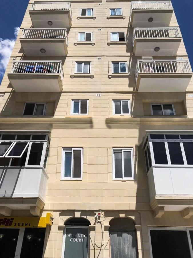 F12 Room 2, Private Room Two Single Beds Privated Bathroom In Shared Flat Msida Zewnętrze zdjęcie